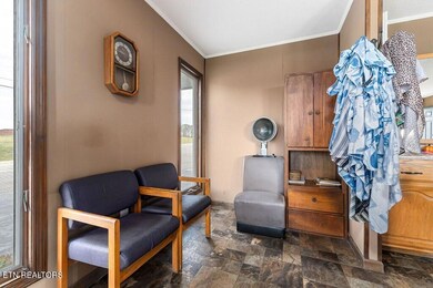 14133 Old Kentucky Rd, Walling, TN 38587 - photo 7