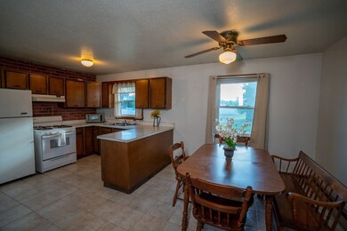 167 Hadley Rd, Sunderland, MA 01375 - photo 6