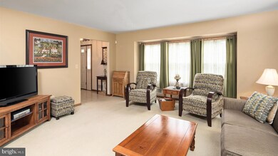 10 Loveland Ct, East Windsor, NJ 08512 - photo 5