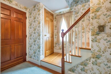 33 Endicott Rd, Stoneham, MA 02180 - photo 3