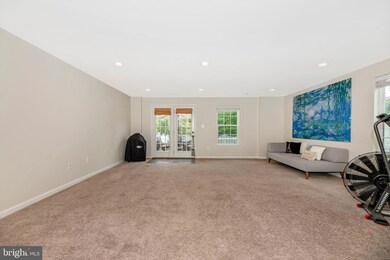 2055 Spring Run Cir, Frederick, MD 21702 - photo 5