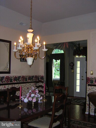 628 Bellflower Rd unit V234, Langhorne, PA 19047 - photo 5