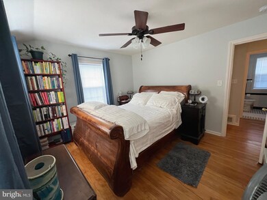 2600 Farmington Dr, Alexandria, VA 22303 - photo 5