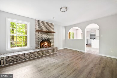 16049 Fairway Dr, Dumfries, VA 22025 - photo 6