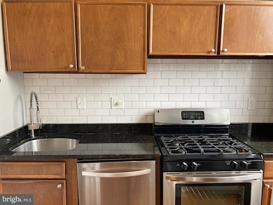 1338 Wisconsin Ave NW unit 3, Washington, DC 20007 - photo 6