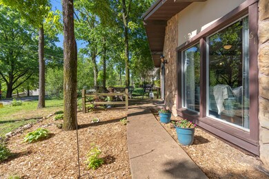 61 Apache Ln, Kimberling City, MO 65686 - photo 6