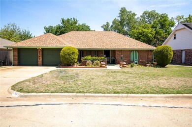 7140 N Comanche Ave, Warr Acres, OK 73132 - photo 2