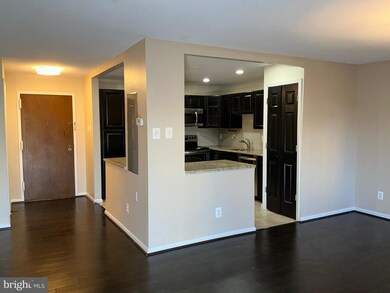 7425 Democracy Blvd unit 310, Bethesda, MD 20817 - photo 6