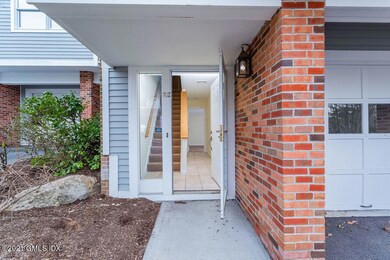 351 Pemberwick Rd unit 702, Greenwich, CT 06831 - photo 5