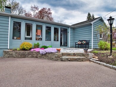 58 Maple Dell Ln, Holliston, MA 01746 - photo 3