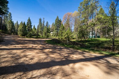 6961 Woodpecker Ln-03