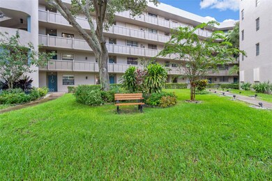 1100 Colony Point Cir unit 504, Pembroke Pines, FL 33026 - photo 2