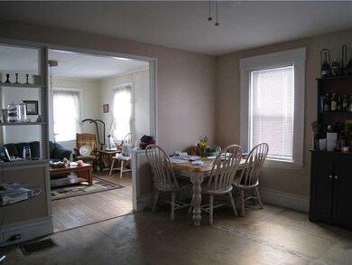 Kitchen. Very spacious kitchen-...