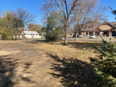 407 1st St W, Park Rapids, MN 56470 - photo 3