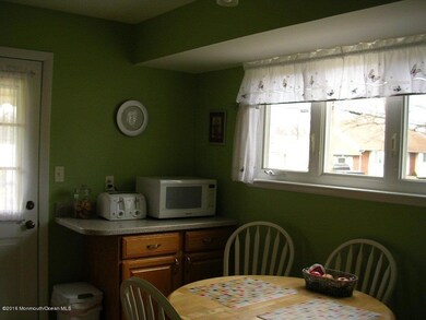 2 Greenway St, Hazlet, NJ 07730 - photo 6