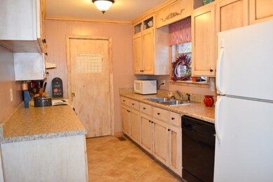 Photo 4