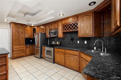 610 Baltic Ave, Edinburg, TX 78539 - photo 6