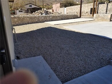 2635 Idalia Ave unit A, El Paso, TX 79930 - photo 2