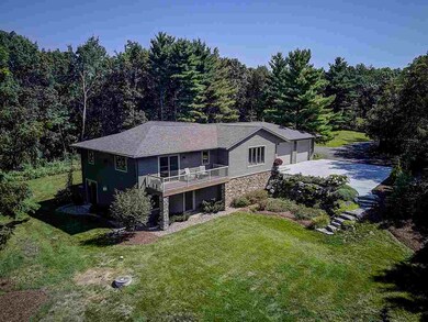 2117 Caine Rd, Fitchburg, WI 53575 - photo 4