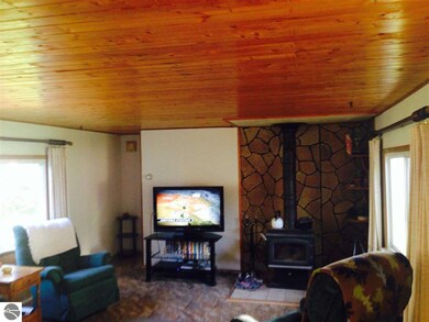 9364 S Parker Rd, Traverse City, MI 49684 - photo 7