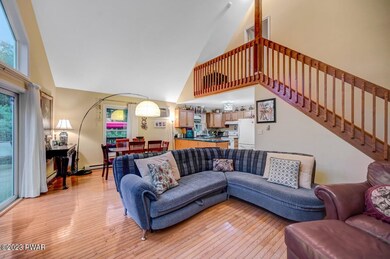 129 Westwood Cir, Dingmans Ferry, PA 18328 - photo 6