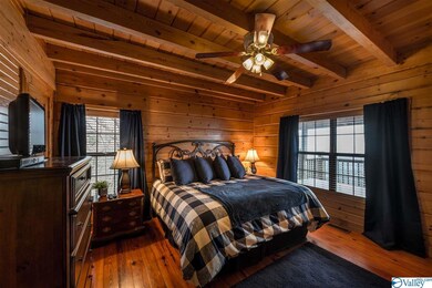 Eagles Crest Main Level Bedroom