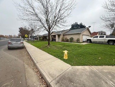 1805 Pearl St, Modesto, CA 95350 - photo 4