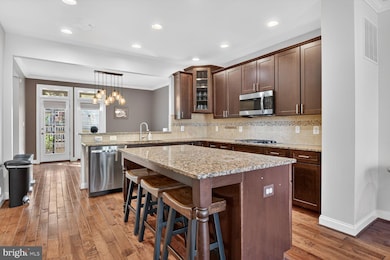 7902 Yellowstone Way, Rockville, MD 20855 - photo 7