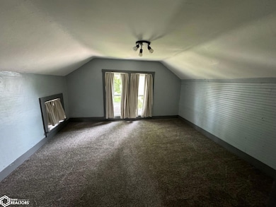 517 7th St, Whittemore, IA 50598 - photo 6