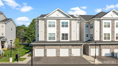 33 Veterans Way, Morris Plains, NJ 07950 - photo 4