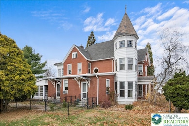 47 Cherry St, Walnutport, PA 18088 - photo 3