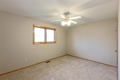 9335 Saric Dr, Highland, IN 46322 - photo 6