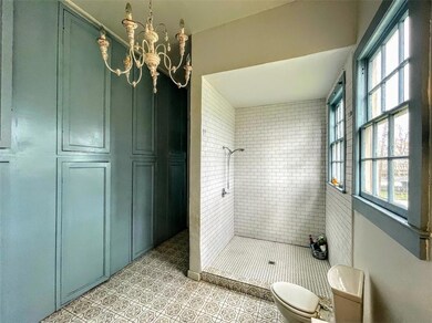 3/1 bathroom