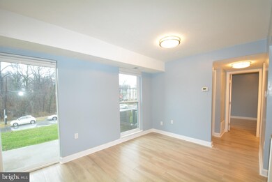 5201 Newton St unit T-3, Bladensburg, MD 20710 - photo 6