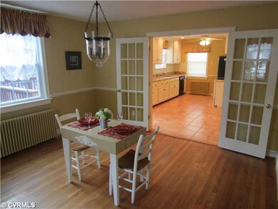 Dining Room - Gracious formal dining room open to 