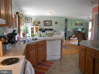 22121 Indian Bridge Rd, California, MD 20619 - photo 4