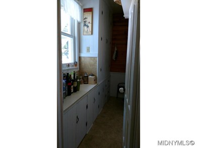 Kitchen Pantry
