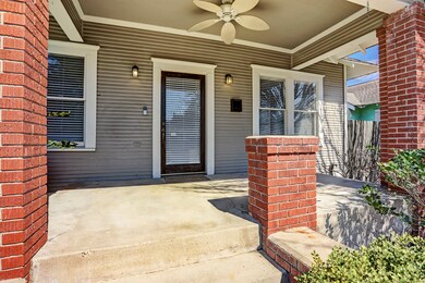 1139 Dunbar St, Houston, TX 77009 - photo 3