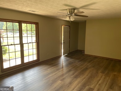 2617 Shore Wood Ct NE unit 1, Conyers, GA 30013 - photo 2