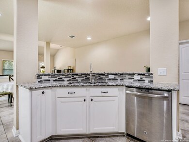 10636 Newcroft Place, Helotes, TX 78023 - photo 6