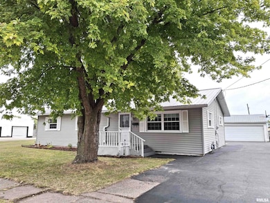 717 S 6th Ave, Canton, IL 61520 - photo 2