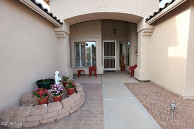 FRONT WALKWAY