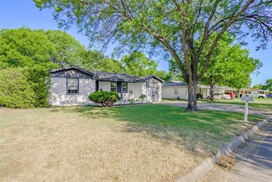 868 Ala Dr, Fort Worth, TX 76108 - photo 5