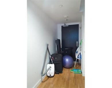 99-105 Broad St unit 7C, Boston, MA 02110 - photo 6