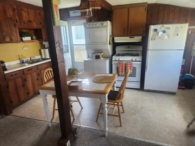 103 Foster Ave, Marshfield, MA 02050 - photo 3