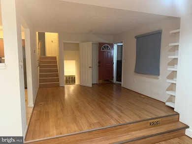 18075 Tebbs Ln, Dumfries, VA 22026 - photo 3