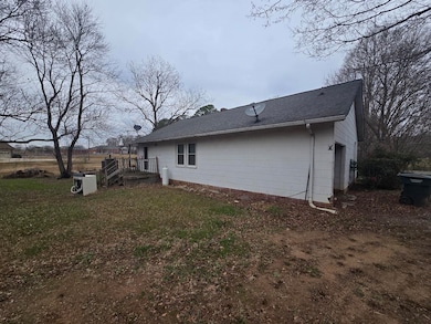 153 Goucher Green Bethel Rd, Gaffney, SC 29340 - photo 5