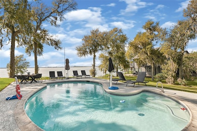 404 S Burnett Dr, Baytown, TX 77520 - photo 5