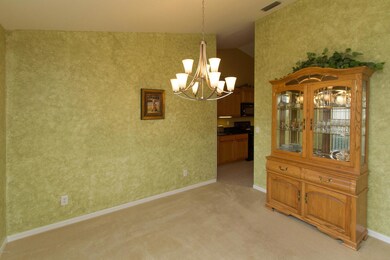 005_Dining Room (2)