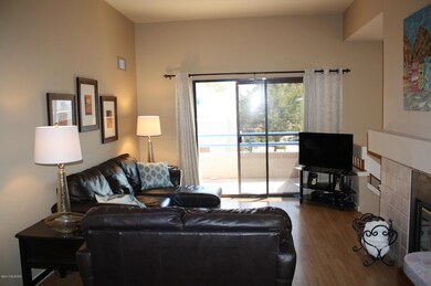 7952 E Colette Cir unit 164, Tucson, AZ 85710 - photo 2